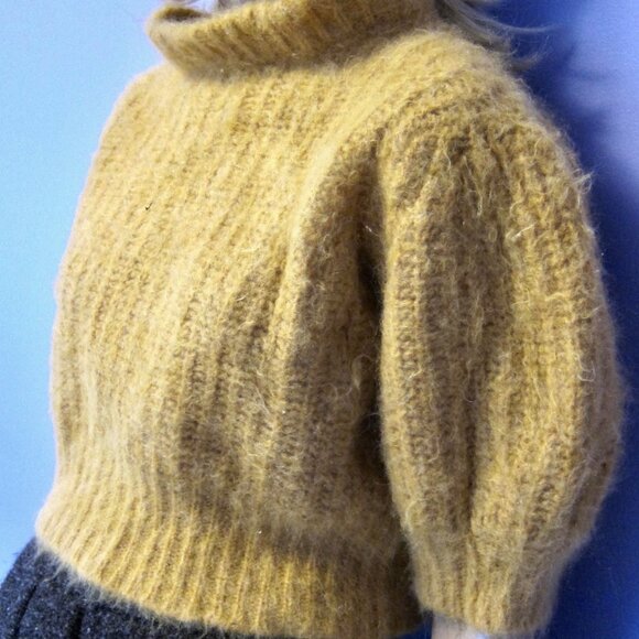 BA&SH YELLOW GOLD ALPACA FUZZY CROPPED SWEATER LADY PULLOVER STYLE - Picture 2 of 9